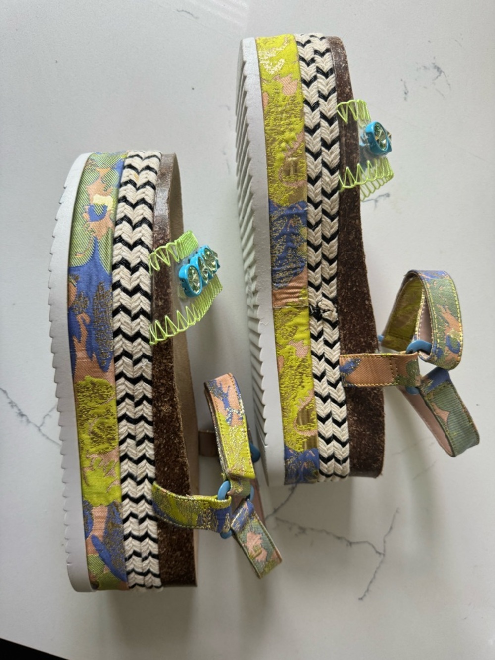 Betsey Johnson Sz 9 Tovaa Platform Sandals EUC